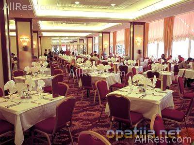 Ambassador Hotel 15